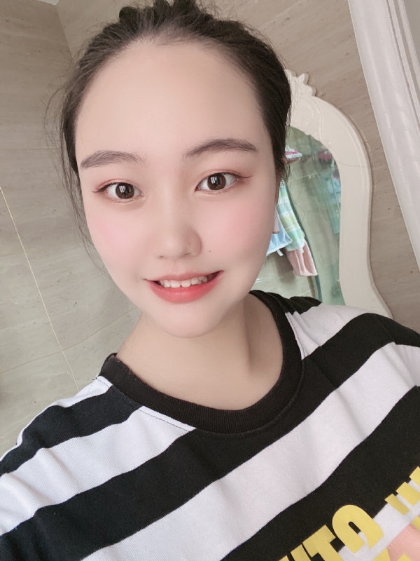 灵儿的第二张照片--启东中老年相亲网